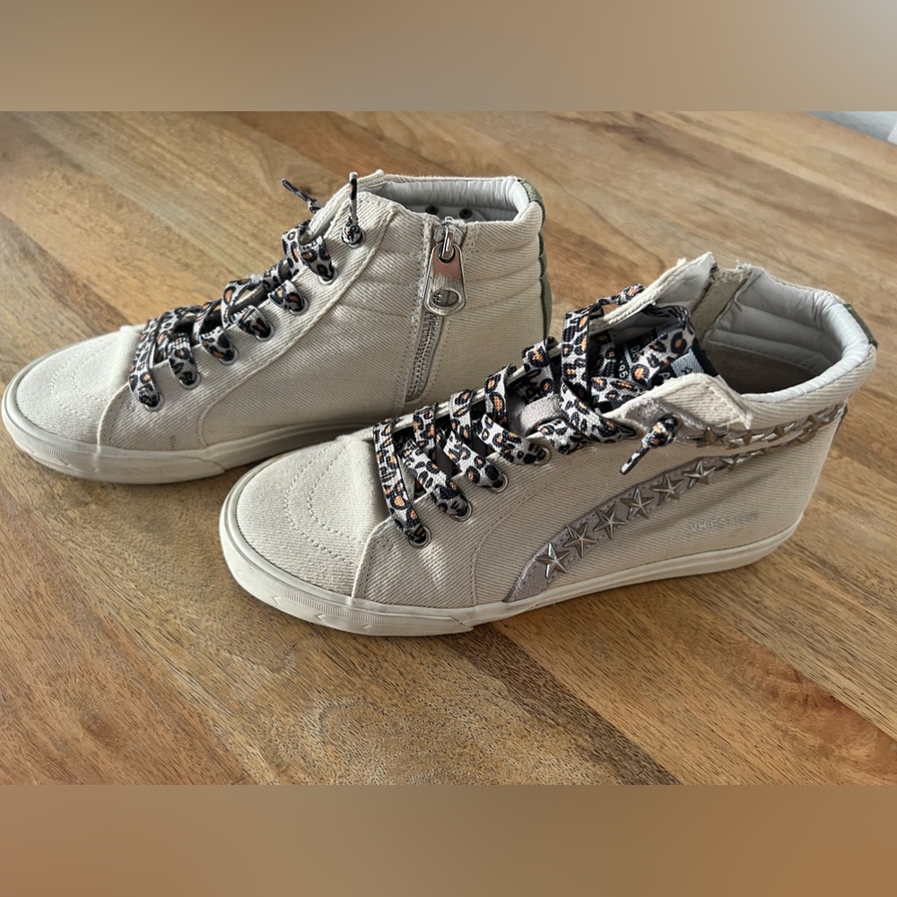 Vintage Havana high tops  Sneakers Size 7